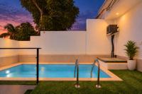 Villa Vinidum Climated Pool,Jacuzzi,Movietheather - B&B Arona