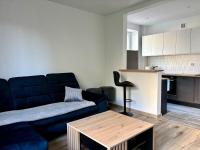 Color 24 - Apartament FERRO - B&B Stalowa Wola