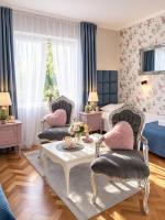 Kleines Zweibettzimmer