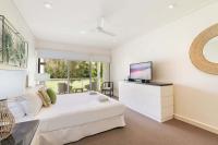 Mirage Resort Villa 146 - Bed and Breakfast Port Douglas