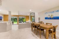 Mirage Resort Villa 105 - Bed and Breakfast Port Douglas