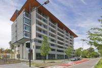 Homely Modern Apt between the Lake and City - Hosted by CanStay - B&B Canberra