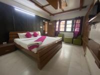 Shimla stay by Rashik homes - Bed and Breakfast Shimla