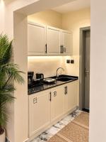 Studio al rabwah استديو الربوة دخول ذاتي - B&B Riyadh