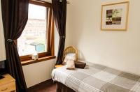 Single Room with Shared Bathroom