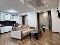 Modern Apart - Ferienwohnung Stanislau