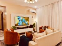 Velora Homes 2BR Apt' with Pool & Rooftop Lounge in Masaki - B&B Dar es Salaam