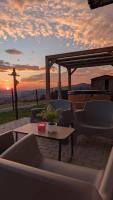 Chaty u Taty domki z jacuzzi - B&B Szlembark