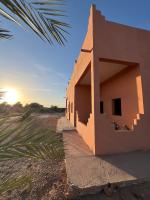 Romana Garden, Guest-Room in local home, Permaculture Oasis, Sahara Experiences - Ferienwohnung Tagounite