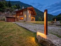 Chalet Walser immerso in una proprietà privata di 2500mq - Chambres d'hôtes Piode