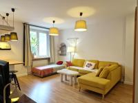Politechnika Studio Green District - B&B Lodz