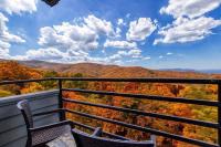 Stone Crest Summit by Beyond Expectations w Pool - Chambres d'hôtes Gatlinburg