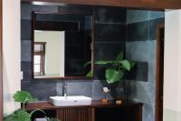Deluxe Double Room with Shower