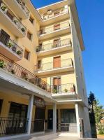 Sama Three Apartment - B&B Scandicci