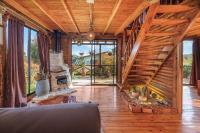 Luz del bosque, chalet con jacuzzi y chimenea en Santa Elena - B&B Medellín