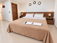 Subsuelo - Suite Matrimonial 3plz con cocina y garage - Ferienwohnung Baños