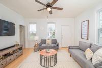 Downtown 2 Bedroom Home - Office - Ferienwohnung Oshkosh