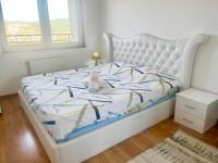 Gashi Apartment Prishtina - Bed and Breakfast Pristina