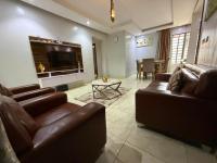 Max Comfort Spacious Modern 3 Bedroom Apartment - B&B Ikeja