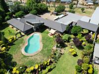 LaFleur Guesthouse & Garden Venue - B&B Potchefstroom