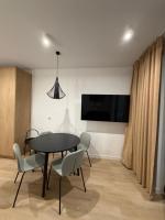 Sarbinowe Morska Bryza- Komfortowy apartament blisko plaży, idealne miejsce do odpoczynku w zaciszu! - B&B Sarbinowo