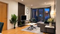 Luxury Central Apartment at The Axium, 2B, 2B with En Suite, 5 Min Walk to Mailbox and New Street Station - B&B Birmingham