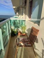 Prédio na Atlântica, pé na areia - B&B Balneário Camboriú