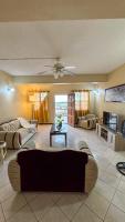Venance Grand Yer apt 2 Enjoys Sea Views in Rodney Heights - B&B Gros Islet