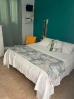 Gîte Zandoli Hamac Piscine Jardin Plage - B&B Anse-Bertrand