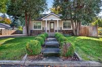 The Hangout House With Bonus Game Room & Foosball - Bed and Breakfast Coeur d'Alene