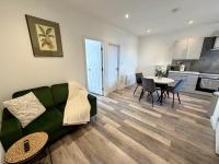 2 Bed Preston City Centre Flat - Sleeps 4 - 1 Free Parking Space - B&B Preston