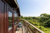 Coastal cabin, dog paradise, doorstep woodland walks, sea 5 mins by car - B&B Broad Haven