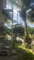 Spacious Riverfront Escape with Private Balcony - B&B Matara