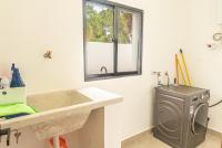 Luxury 3BR Villa, Private Pool & BBQ - B&B Punta Cana