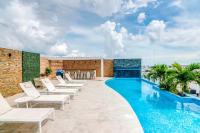 Rooftop Pool Vibes Steps To 5Th Avenue & Beach - B&B Playa del Carmen