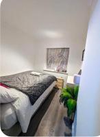 Joycee homes - B&B Reading