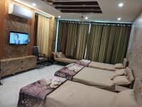 Modern Apartment 1 Queen 2 Single bed near Islamabad airport - Ferienwohnung Islamabad