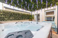 The Bay Cottage Hot Tub & Sauna Morecambe Bay - Bed and Breakfast Morecambe