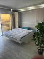 Chambre Familiale - Vue Latérale sur Mer