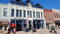 The 1883 Guesthouse - B&B Osage City
