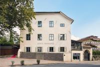 Ansitz Thierburg Suites - B&B Merano