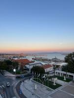 SeaFront Luxury Apartment - Ferienwohnung Alexandroupolis