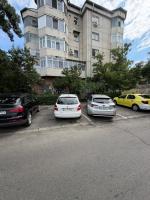 Vintage Charm Apartment Near Downtown - Ferienwohnung Craiova