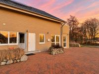 Haus zwischen den Wehlen bei Büsum, 16 Personen - B&B Westerdeichstrich