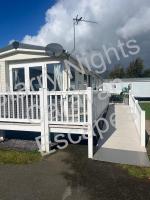 Deluxe 3 bedroomed caravan on Presthaven with Ramped decking - Bed and Breakfast Prestatyn