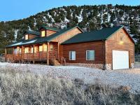 Beehive Basecamp Explore Ski Play and Make Memories - B&B Parowan