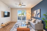 Centrally Located Apt|Pool,Gym,W/D,Balcony,Parking - B&B Tempe