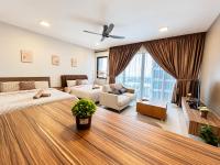 Comfy Trefoil Home-Walk to Setia City Mall & Setia City Convention Centre - B&B Shah Alam