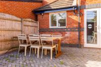 The Wharf - 4-Bed Marina Town House Parking, Near City & Parking - Ferienwohnung Liverpool