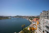 Liiiving in Porto - Douro Riverside Apartment - B&B Porto